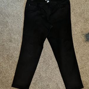 Black skinny jeans
